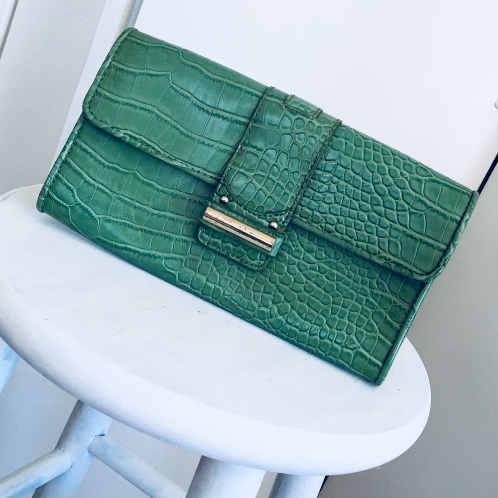 Ann Taylor Clutch